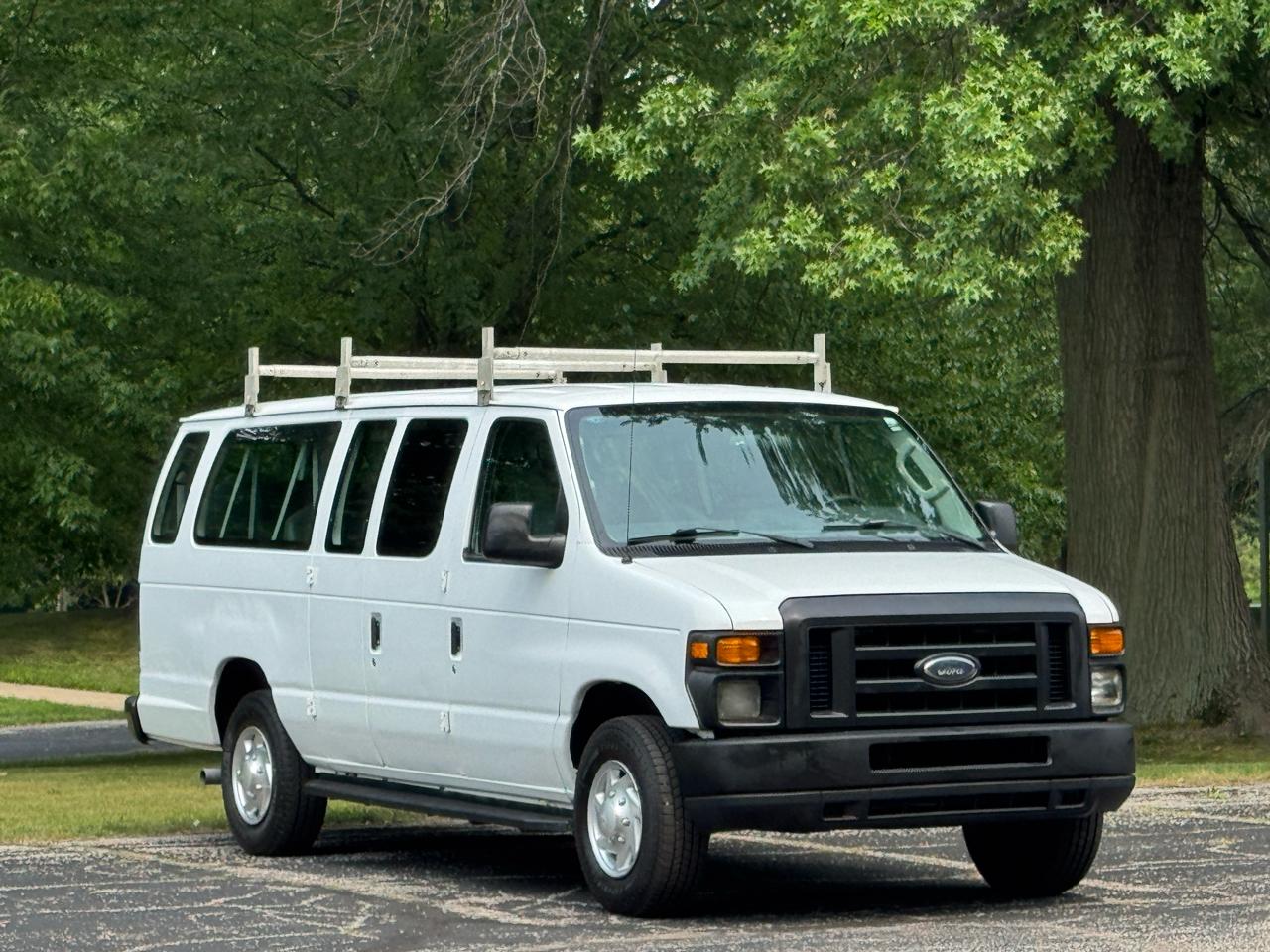 Ford Econoline  2010