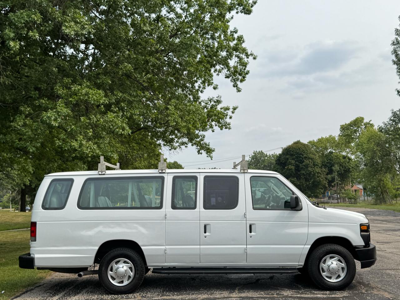 Ford Econoline  2010