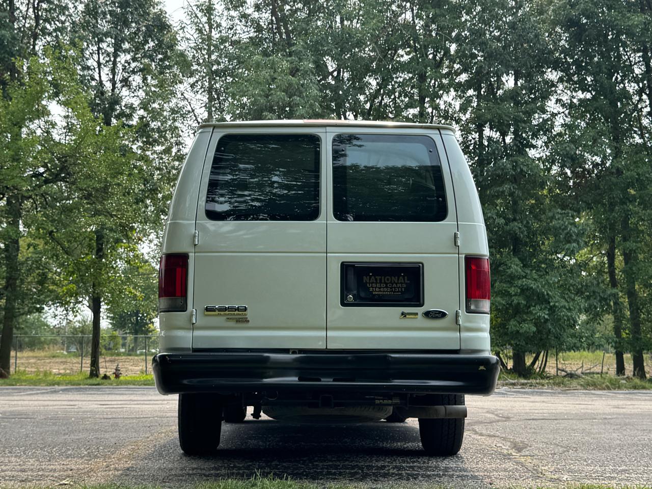 Ford Econoline  2010