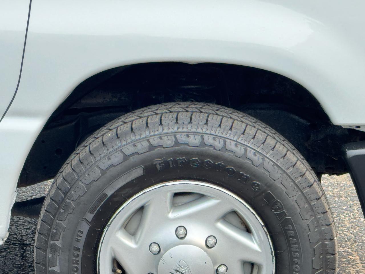 Ford Econoline  2010