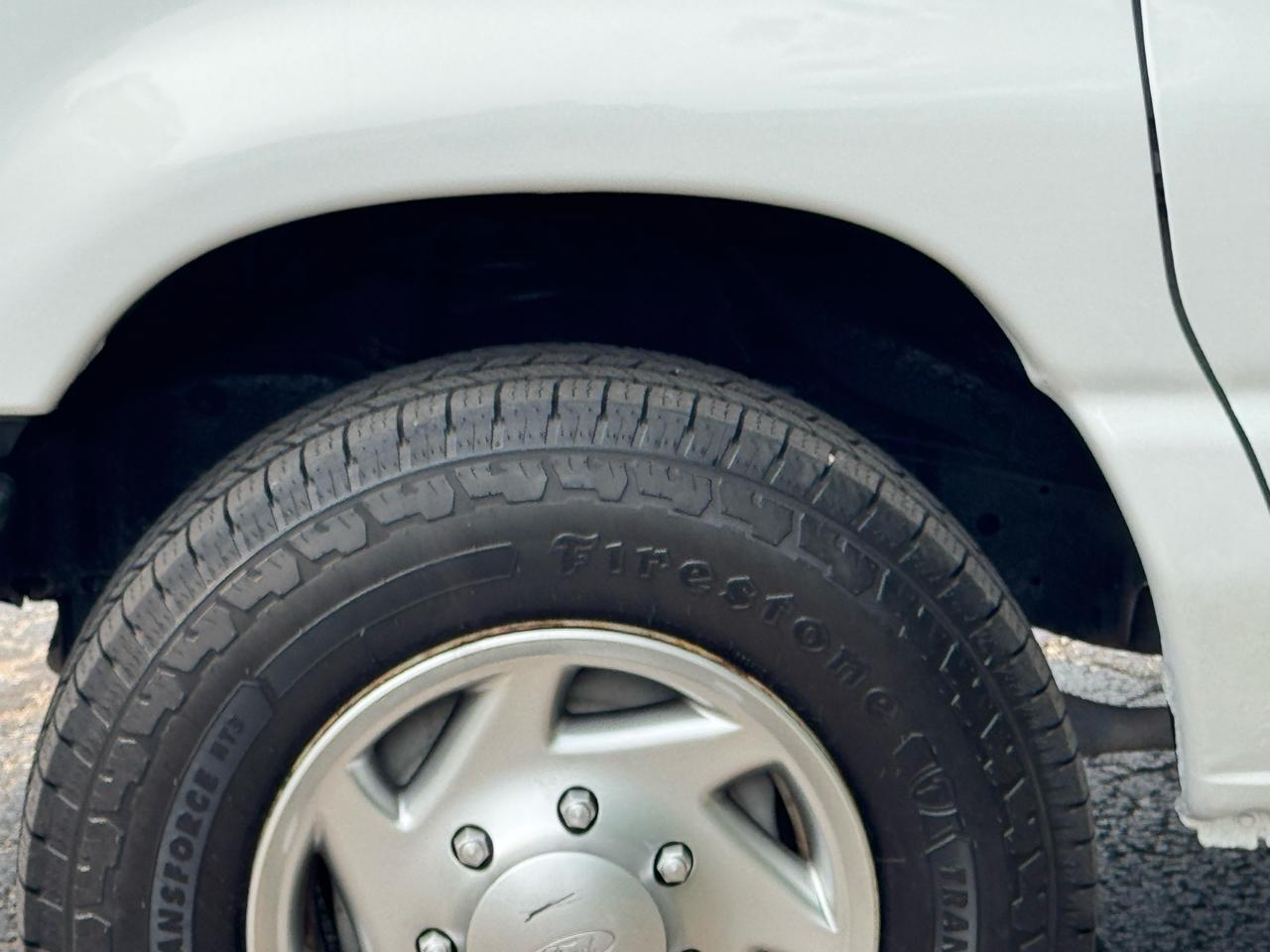 Ford Econoline  2010