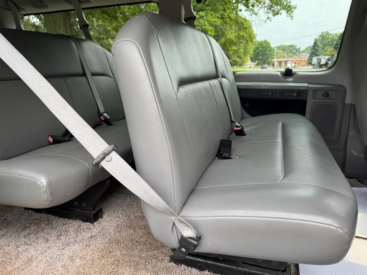 Ford Econoline  2010