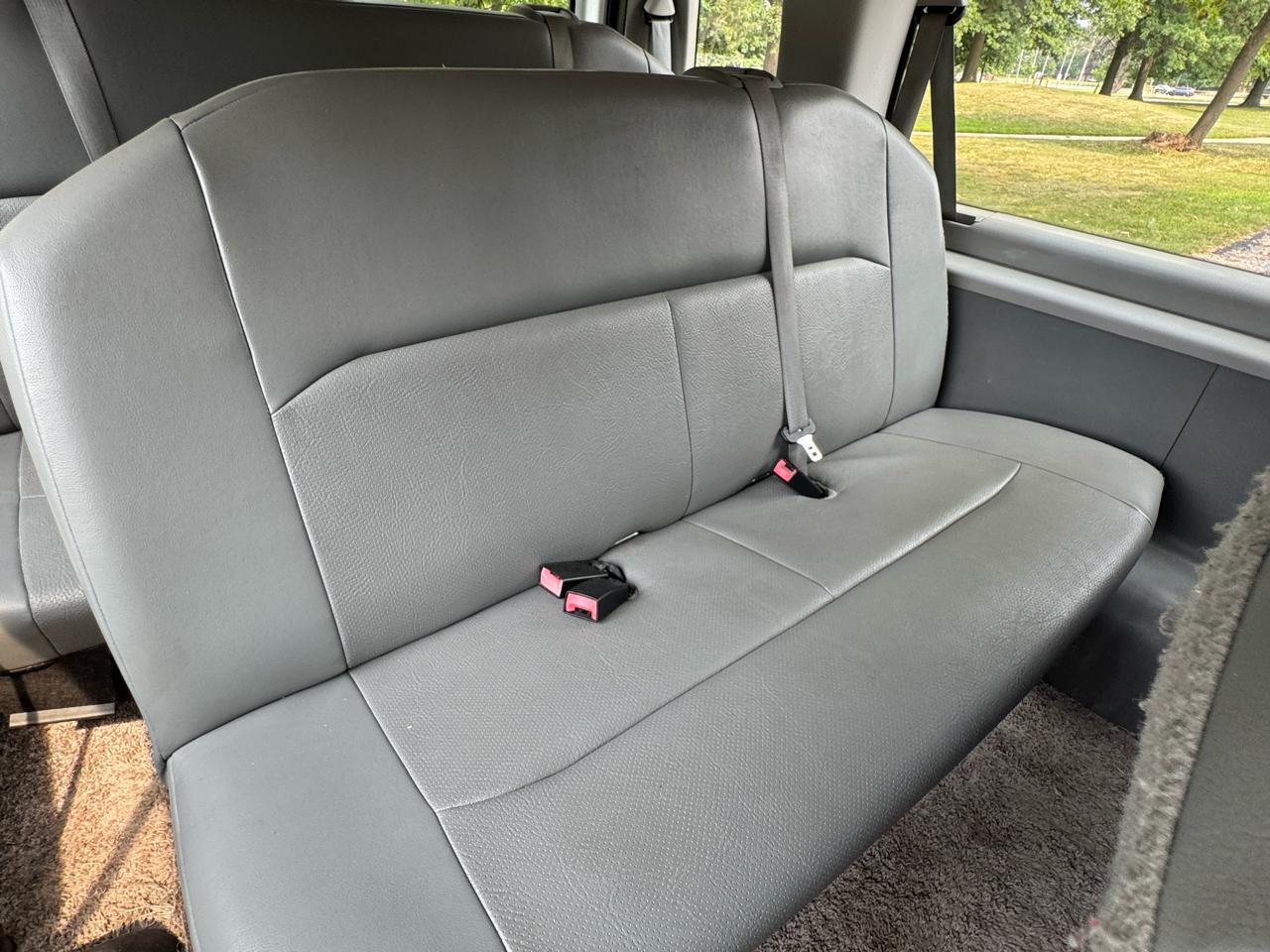Ford Econoline  2010