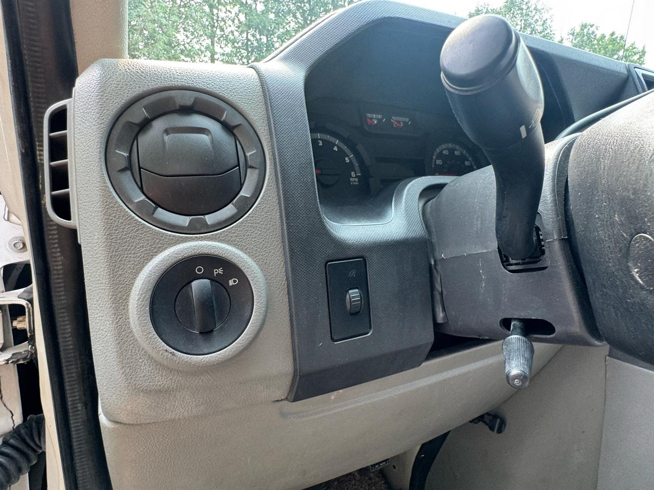Ford Econoline  2010