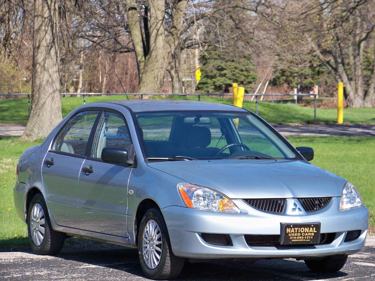 Mitsubishi Lancer ES 2005