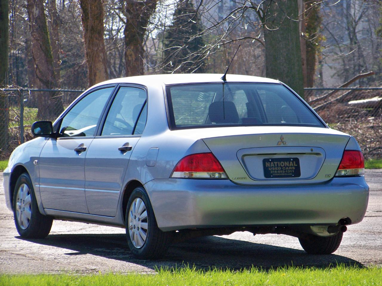 Mitsubishi Lancer ES 2005