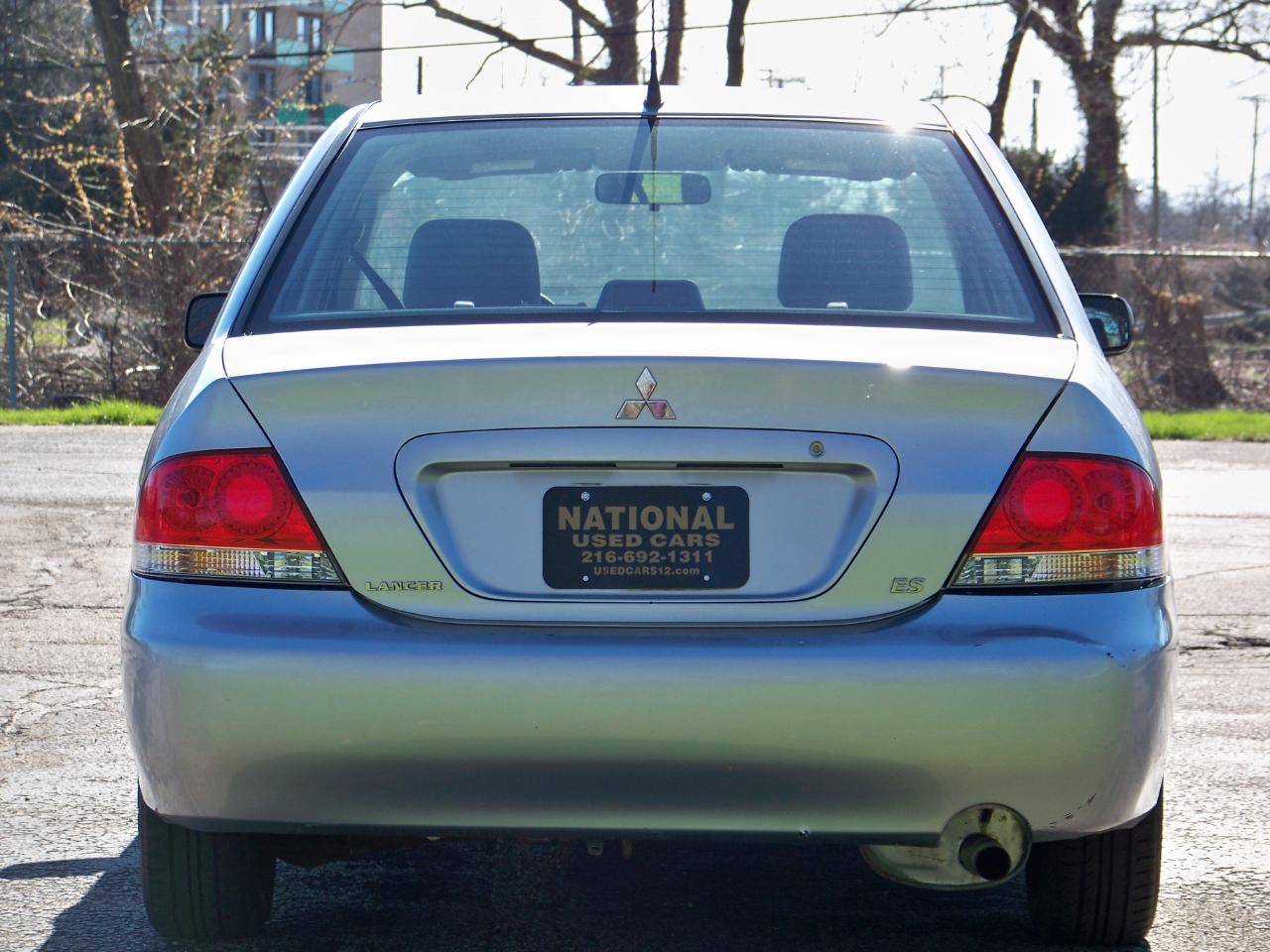 Mitsubishi Lancer ES 2005