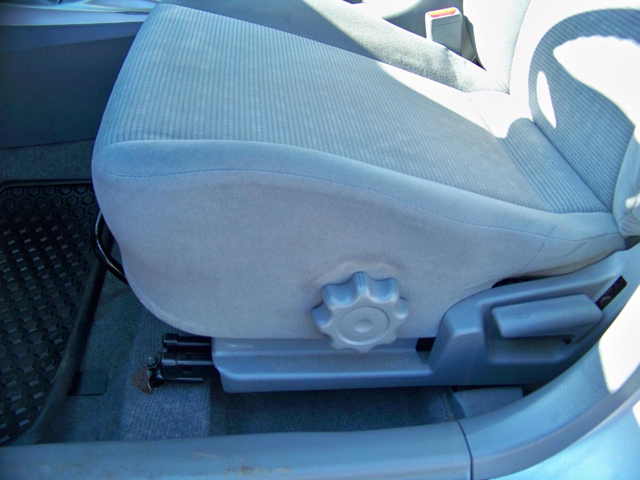 Mitsubishi Lancer ES 2005