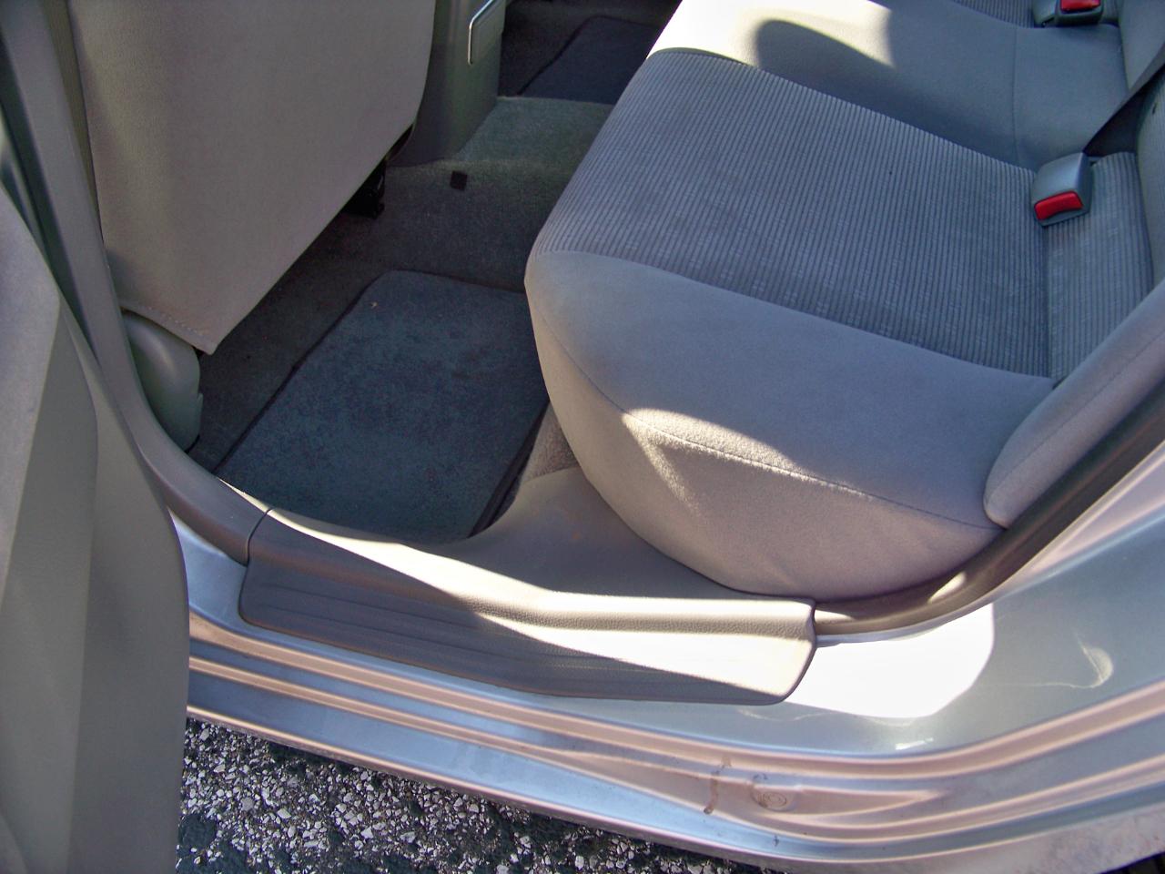 Mitsubishi Lancer ES 2005