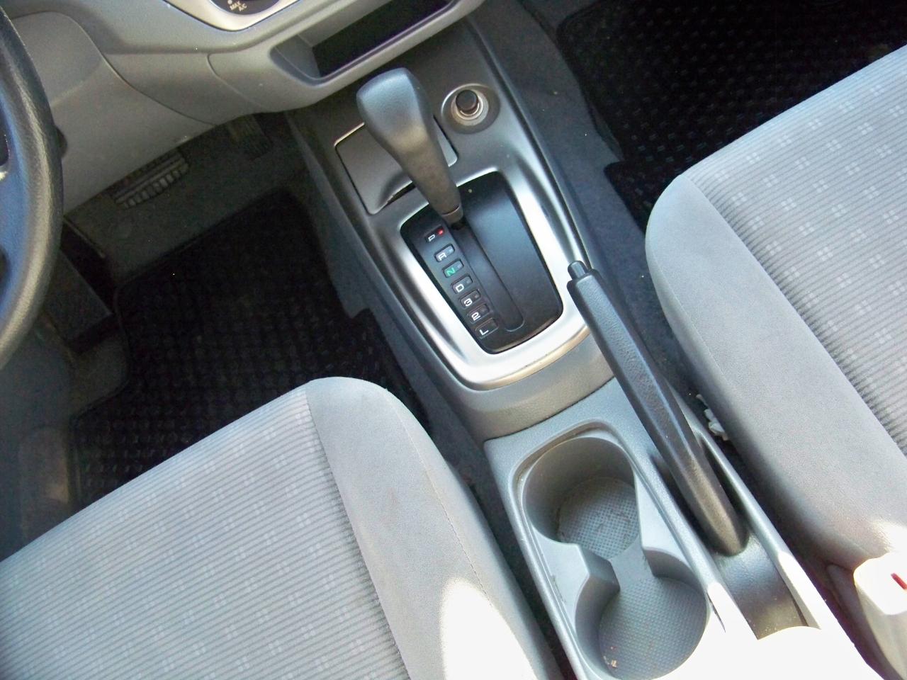 Mitsubishi Lancer ES 2005