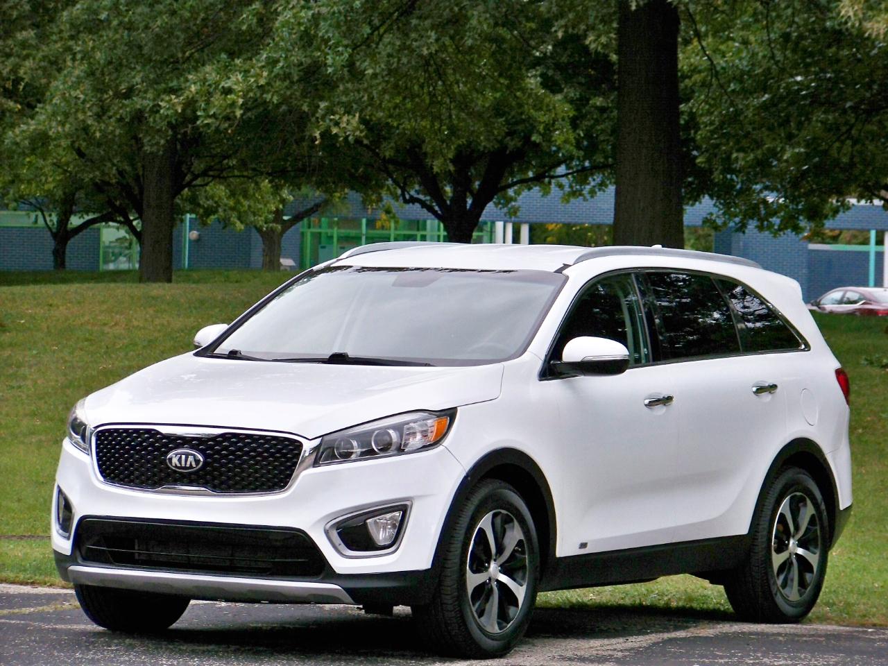 2016 Kia Sorento EX V6 AWD w/3rd Row Seat