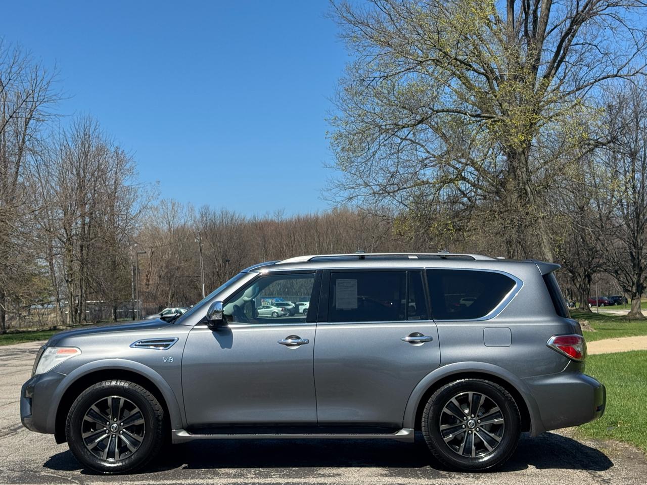 Nissan Armada Platinum AWD 2017