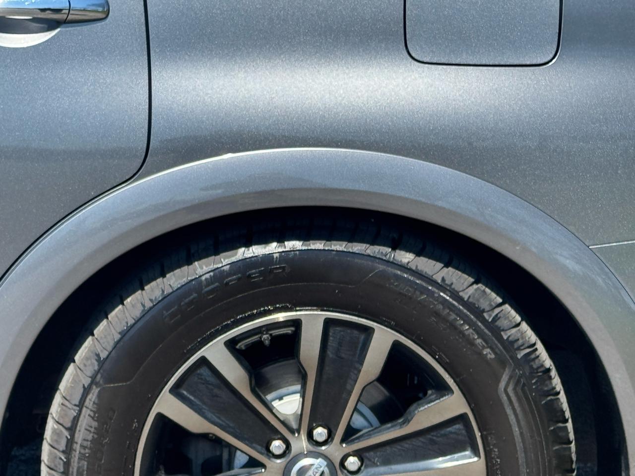 Nissan Armada Platinum AWD 2017