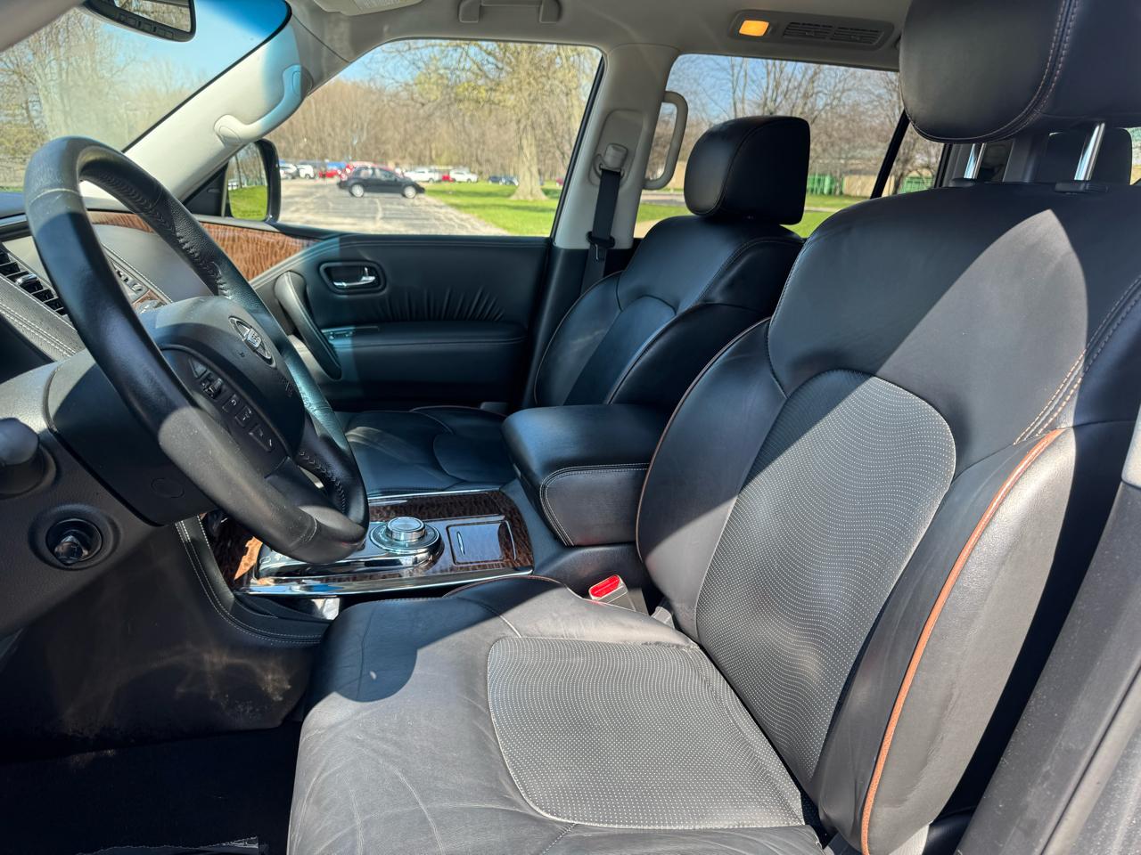 Nissan Armada Platinum AWD 2017