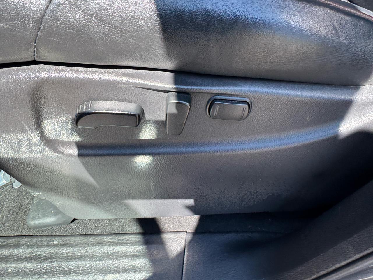 Nissan Armada Platinum AWD 2017