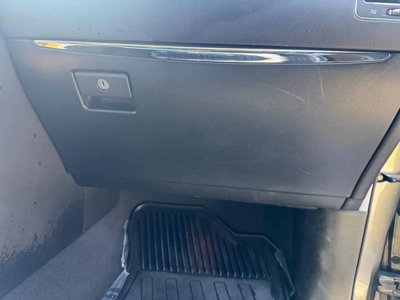 Nissan Armada Platinum AWD 2017