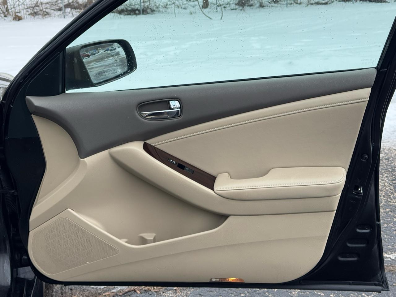 Nissan Altima 2.5 S 2011