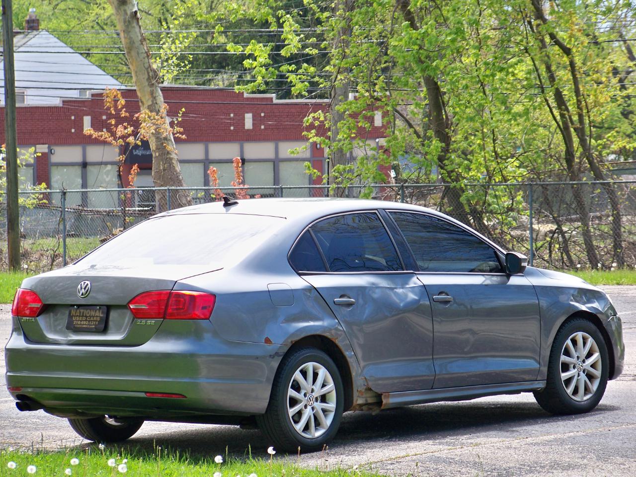 Volkswagen Jetta SE 2012