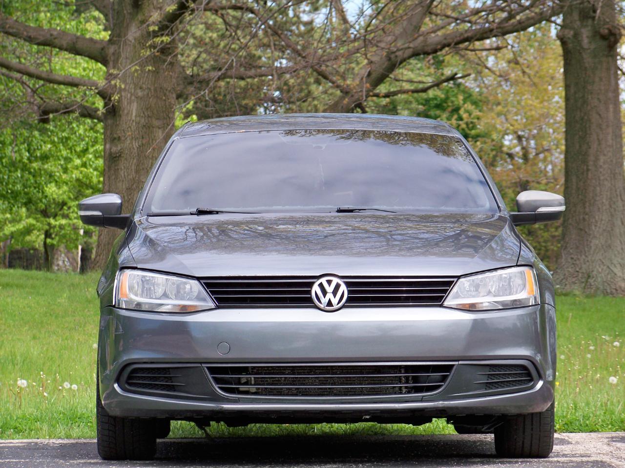 Volkswagen Jetta SE 2012
