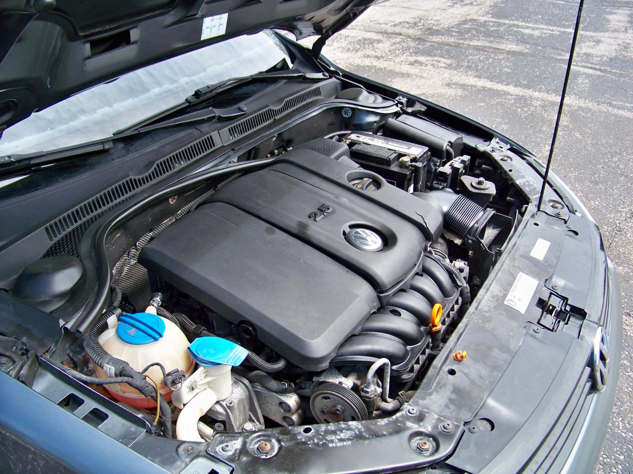 Volkswagen Jetta SE 2012