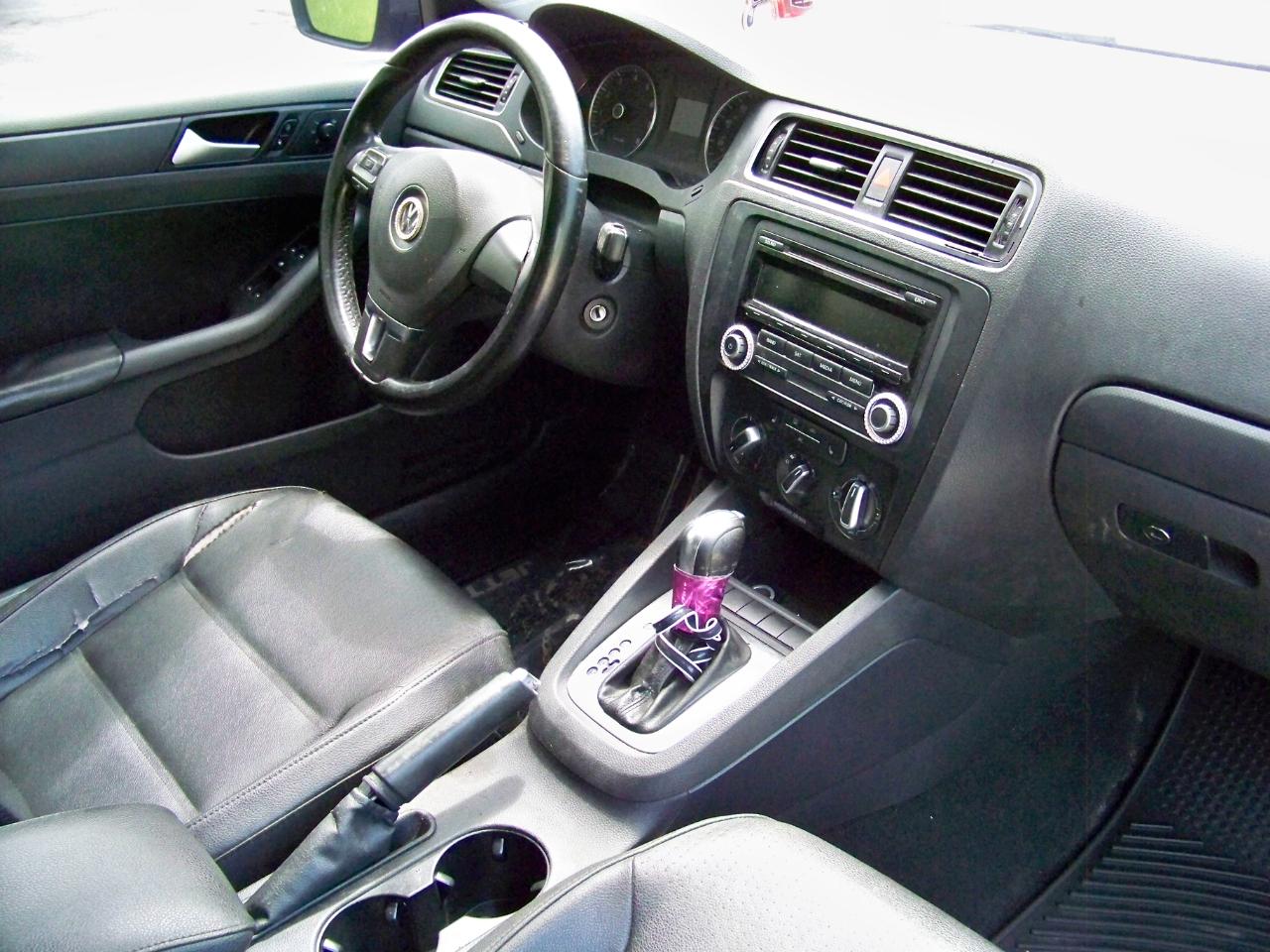 Volkswagen Jetta SE 2012