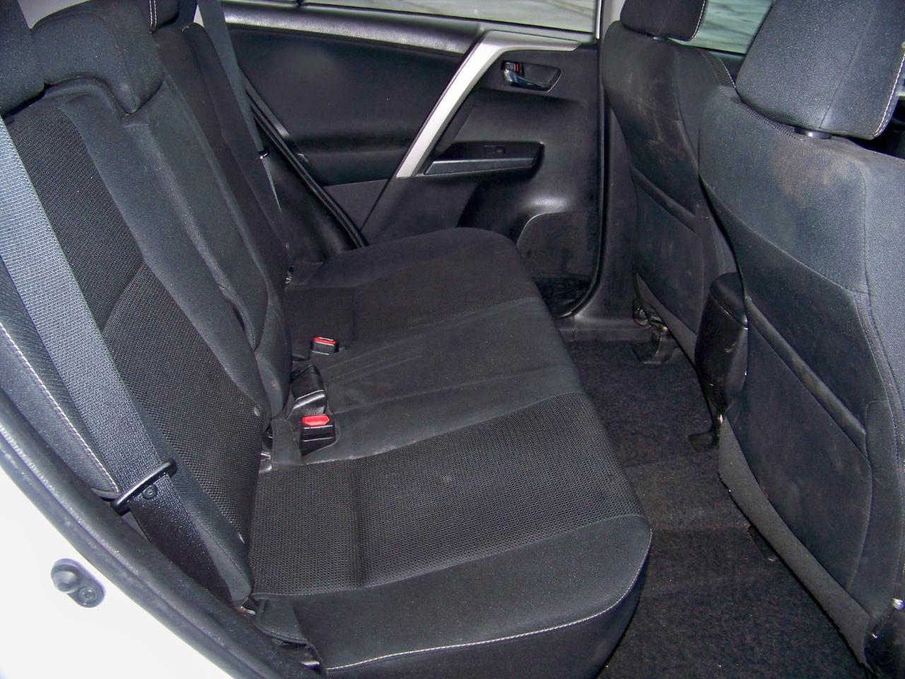 Toyota RAV4 XLE AWD 2018