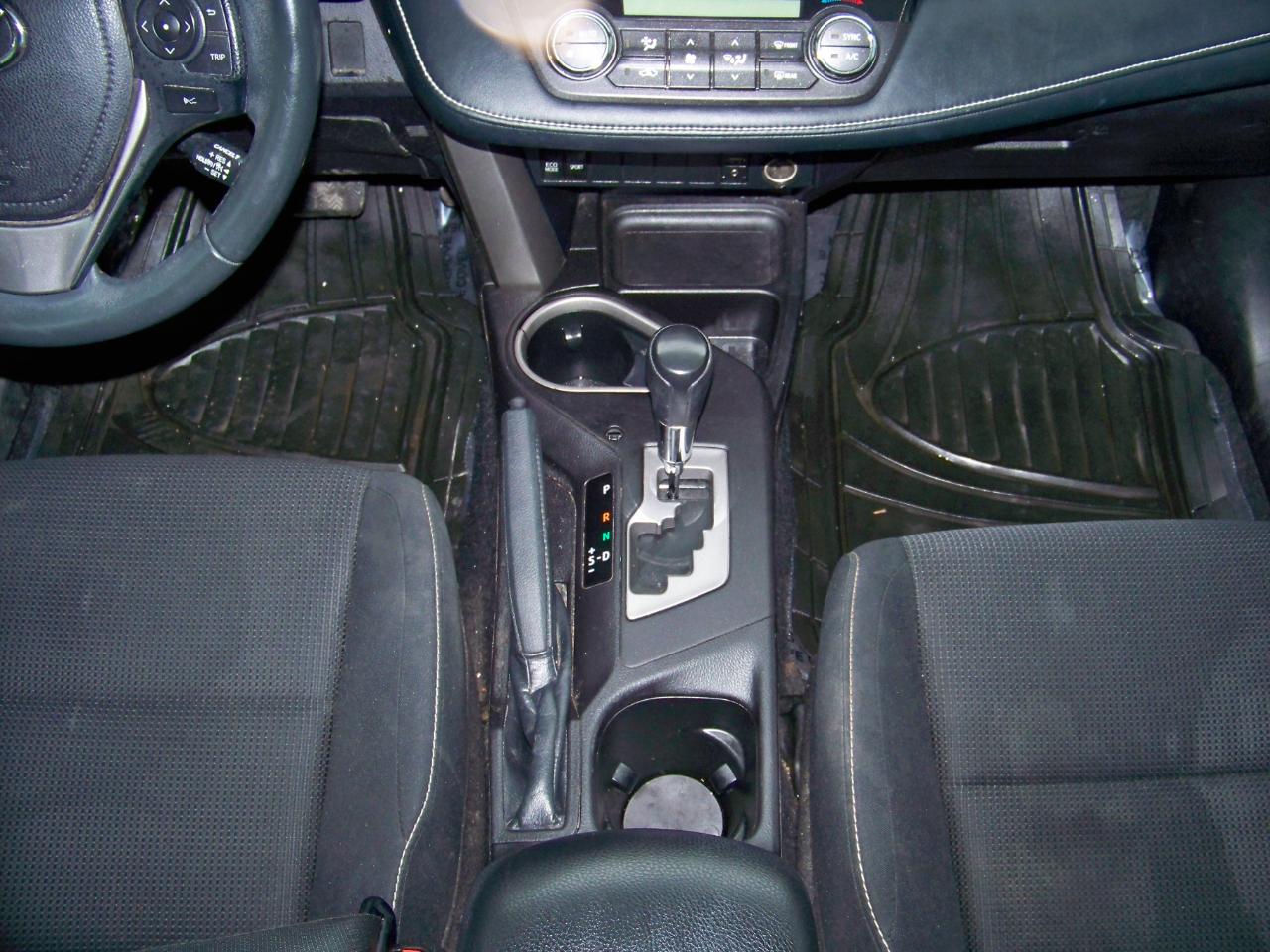 Toyota RAV4 XLE AWD 2018