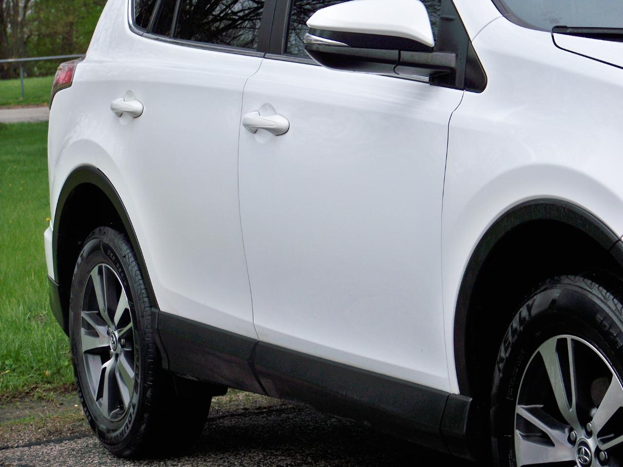 Toyota RAV4 XLE AWD 2018