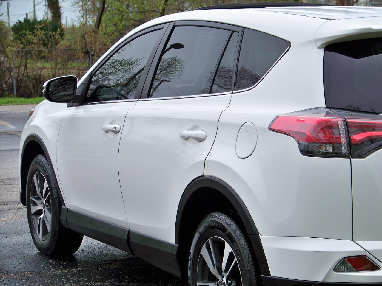 Toyota RAV4 XLE AWD 2018