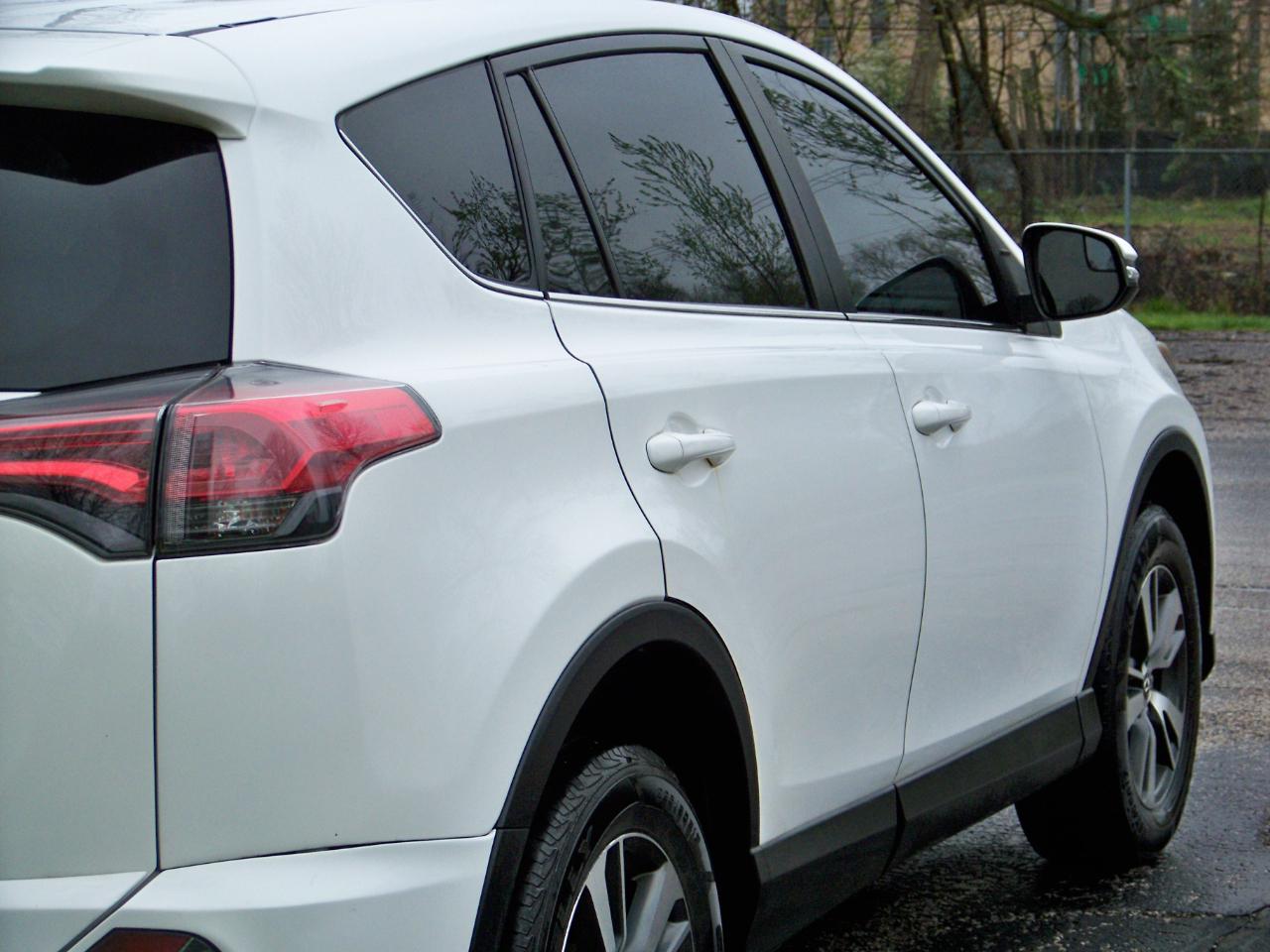 Toyota RAV4 XLE AWD 2018