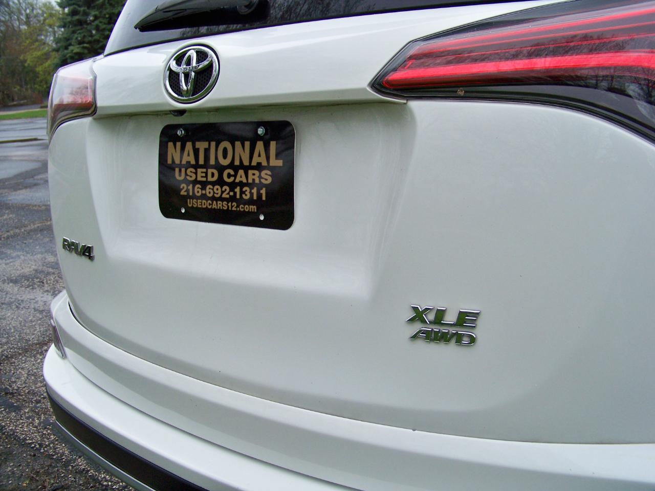 Toyota RAV4 XLE AWD 2018