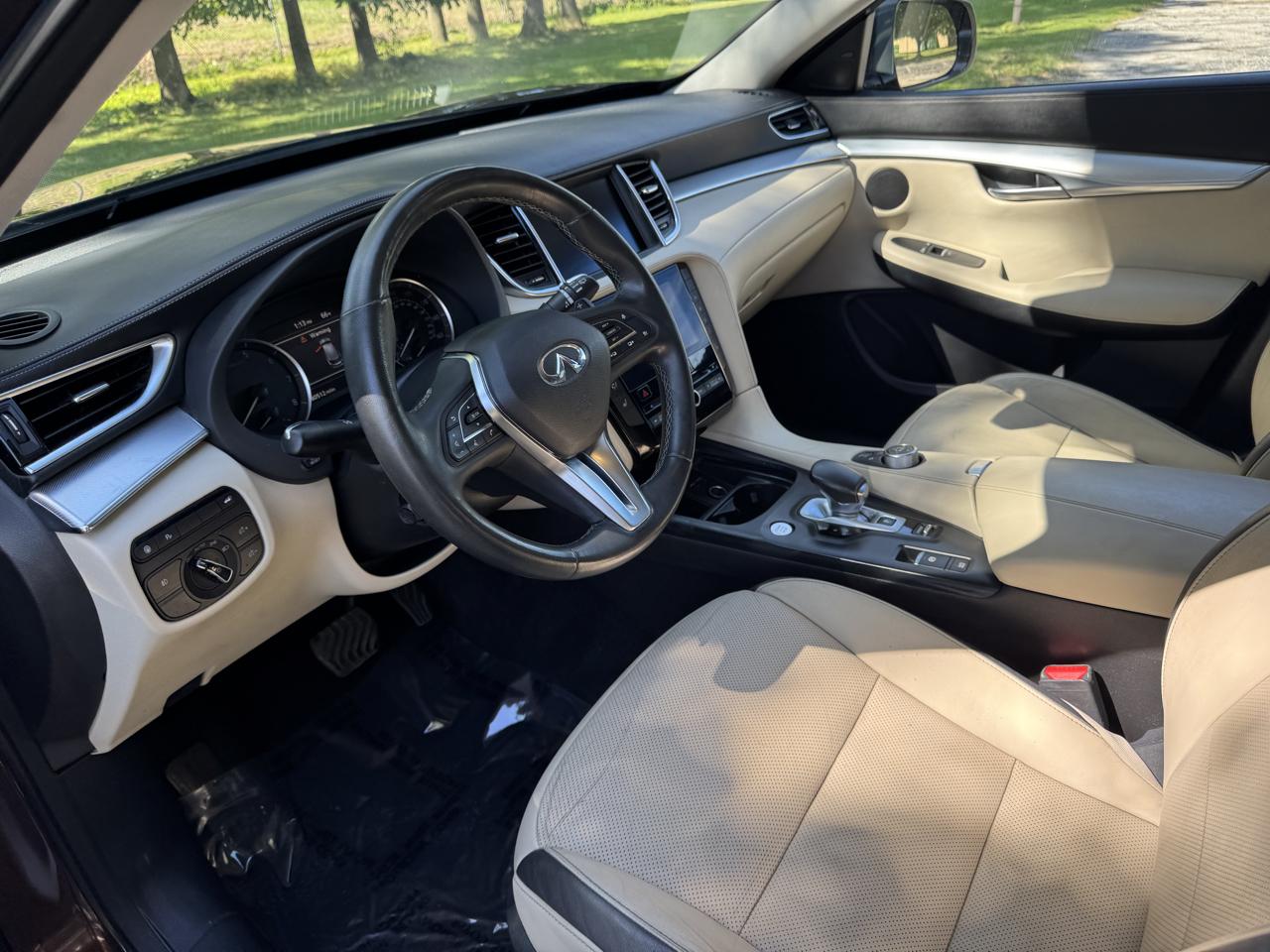 Infiniti QX50 PURE 2020