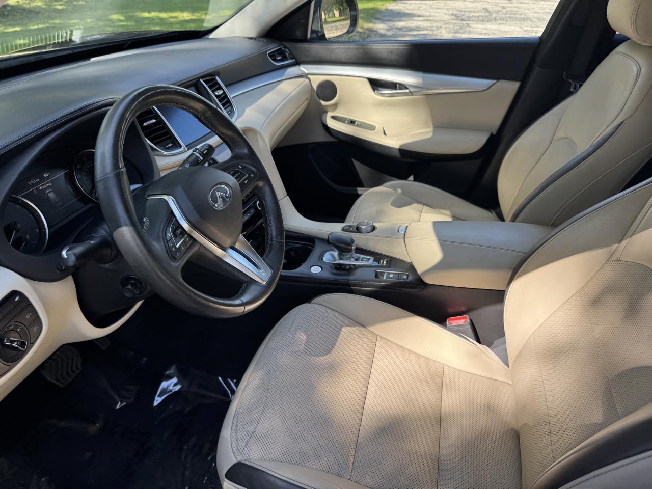 Infiniti QX50 PURE 2020