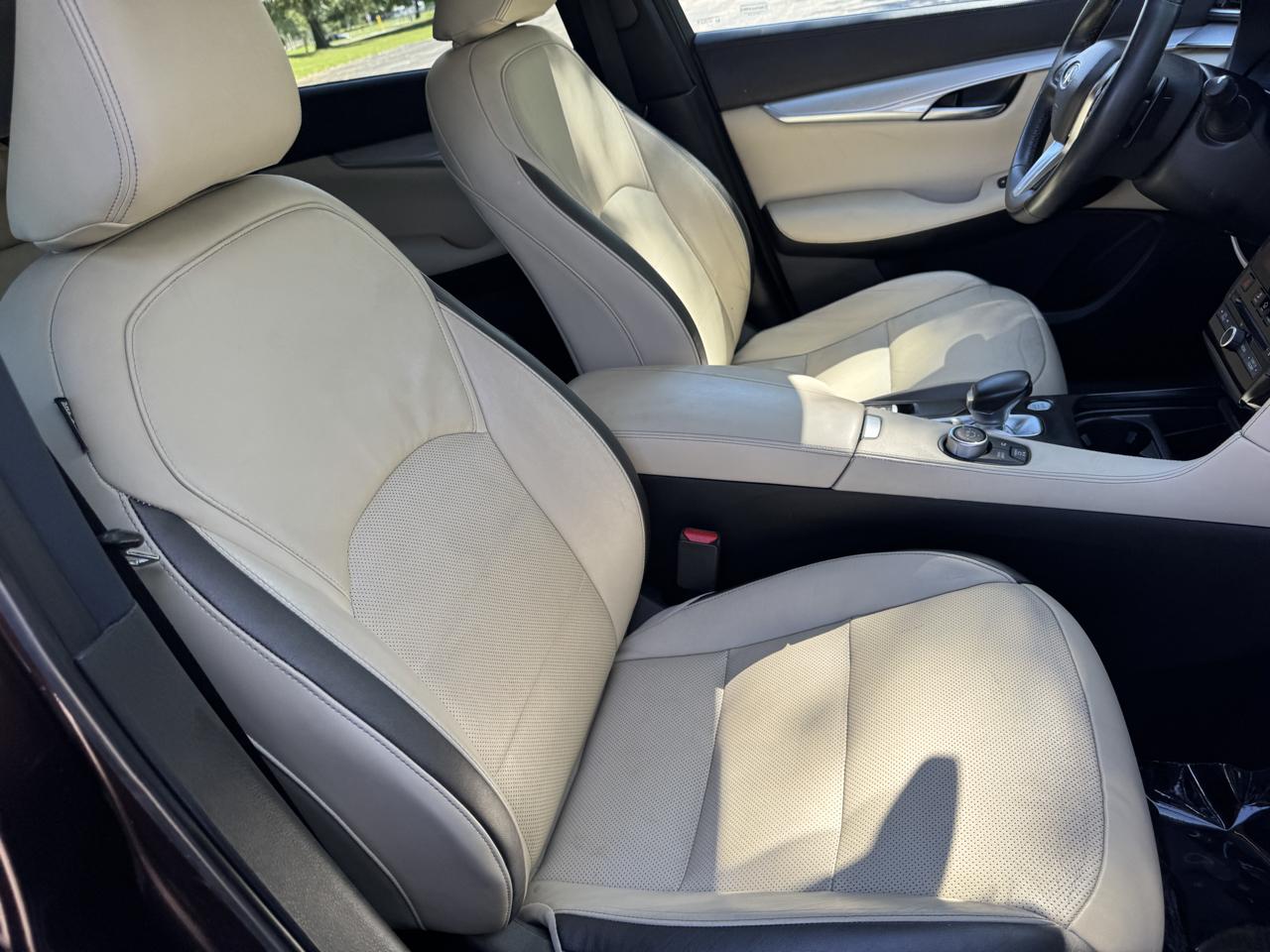 Infiniti QX50 PURE 2020