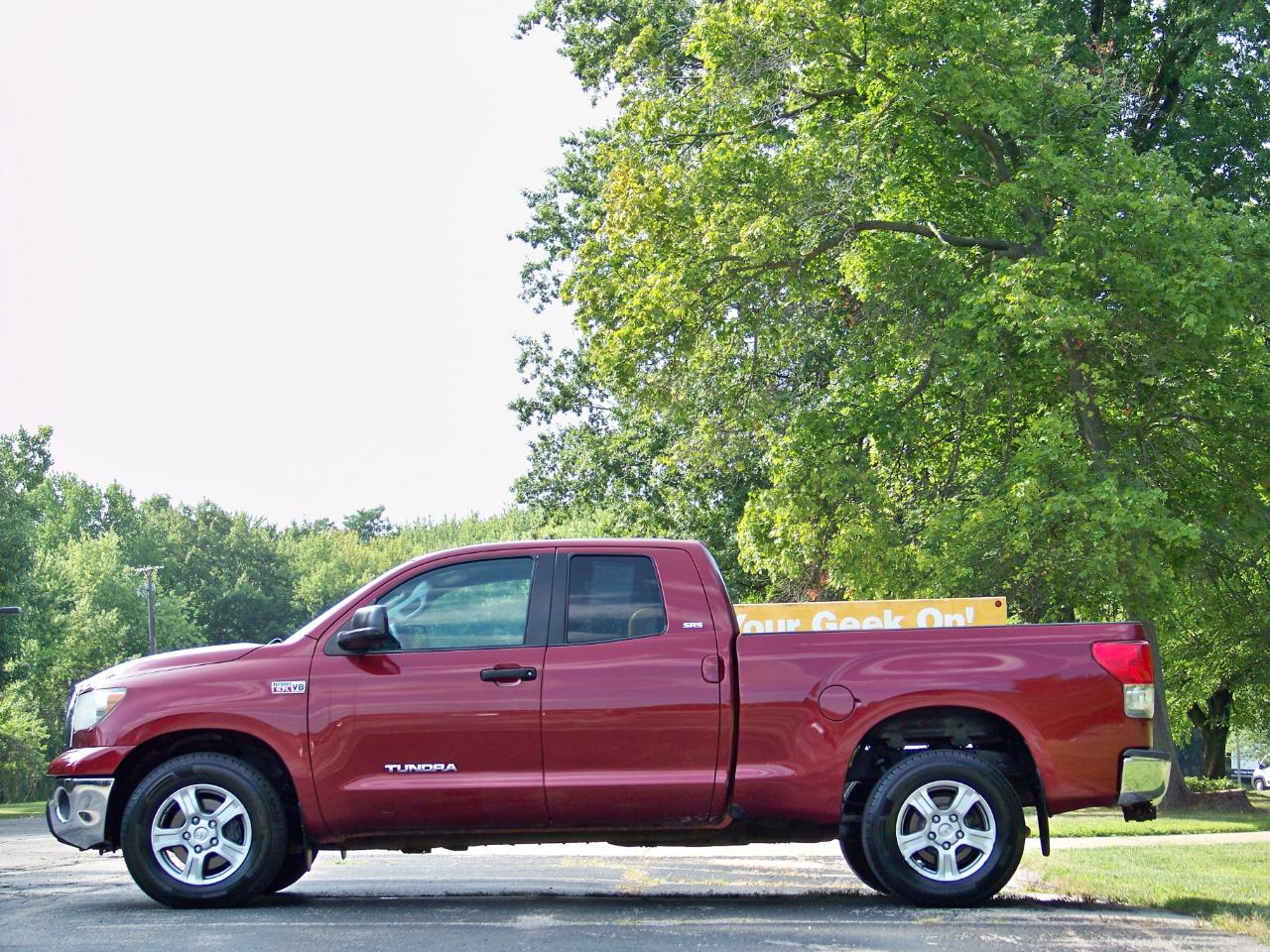 Toyota Tundra Tundra-Grade 5.7L FFV Double Cab 4WD 2010