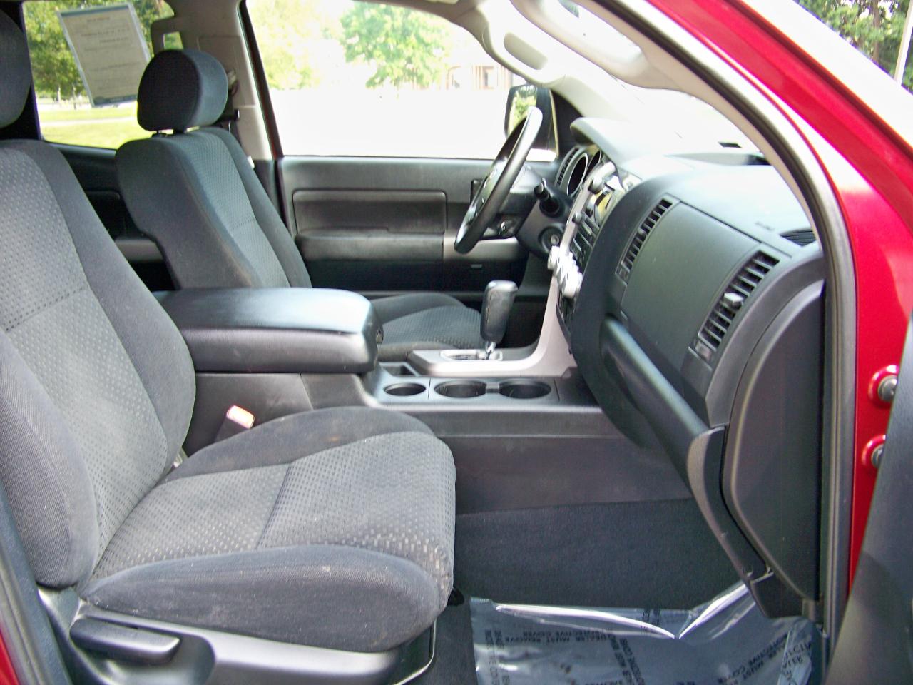 Toyota Tundra Tundra-Grade 5.7L FFV Double Cab 4WD 2010