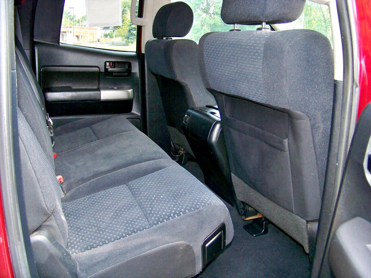 Toyota Tundra Tundra-Grade 5.7L FFV Double Cab 4WD 2010