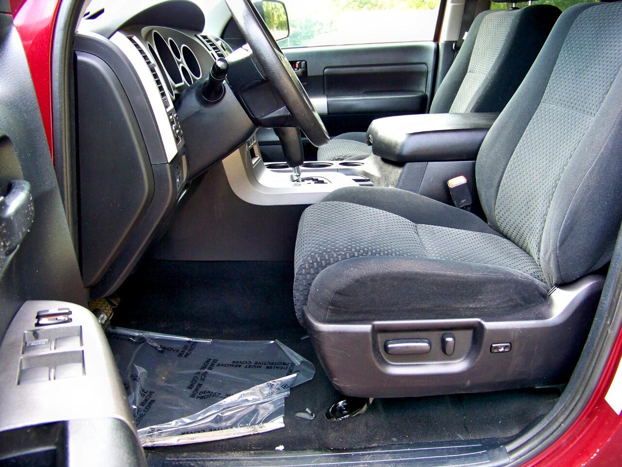 Toyota Tundra Tundra-Grade 5.7L FFV Double Cab 4WD 2010