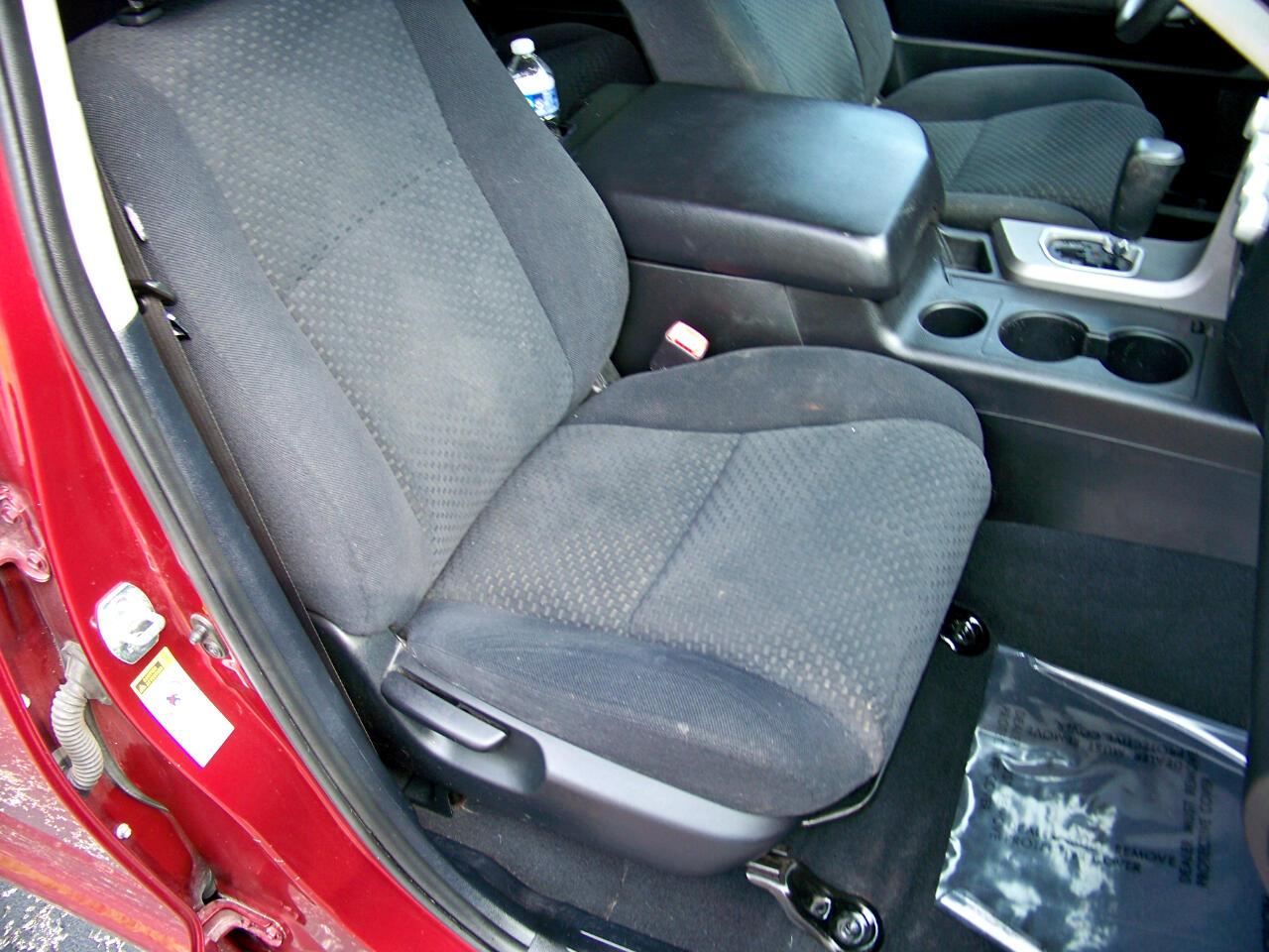 Toyota Tundra Tundra-Grade 5.7L FFV Double Cab 4WD 2010