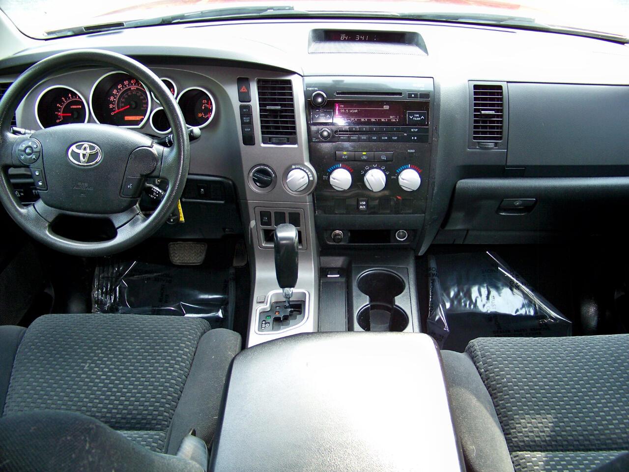 Toyota Tundra Tundra-Grade 5.7L FFV Double Cab 4WD 2010