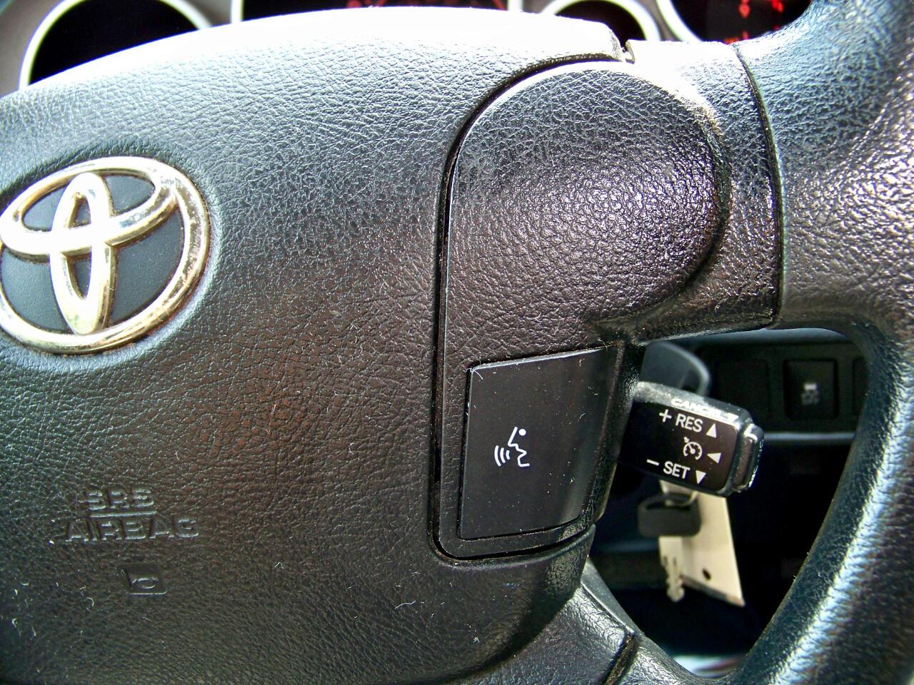 Toyota Tundra Tundra-Grade 5.7L FFV Double Cab 4WD 2010