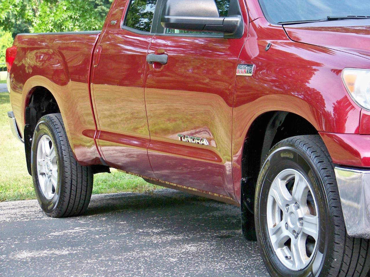 Toyota Tundra Tundra-Grade 5.7L FFV Double Cab 4WD 2010
