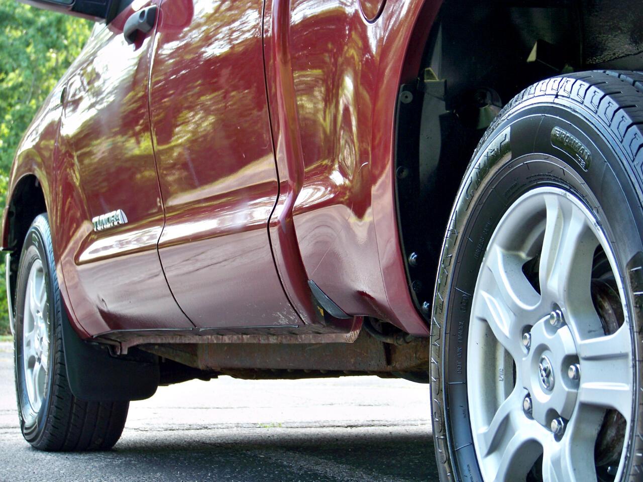 Toyota Tundra Tundra-Grade 5.7L FFV Double Cab 4WD 2010