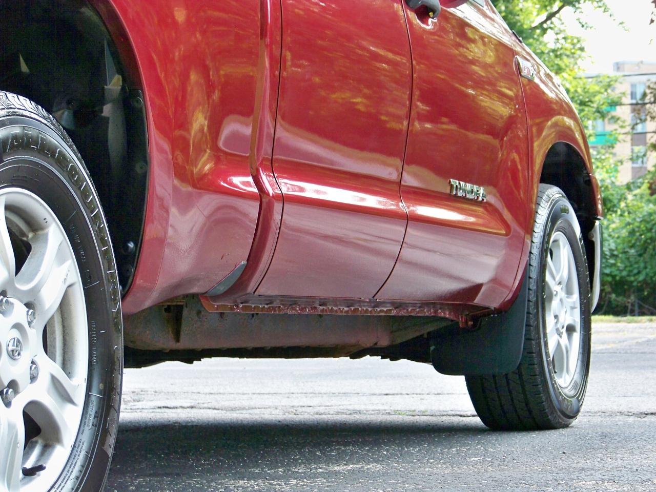 Toyota Tundra Tundra-Grade 5.7L FFV Double Cab 4WD 2010