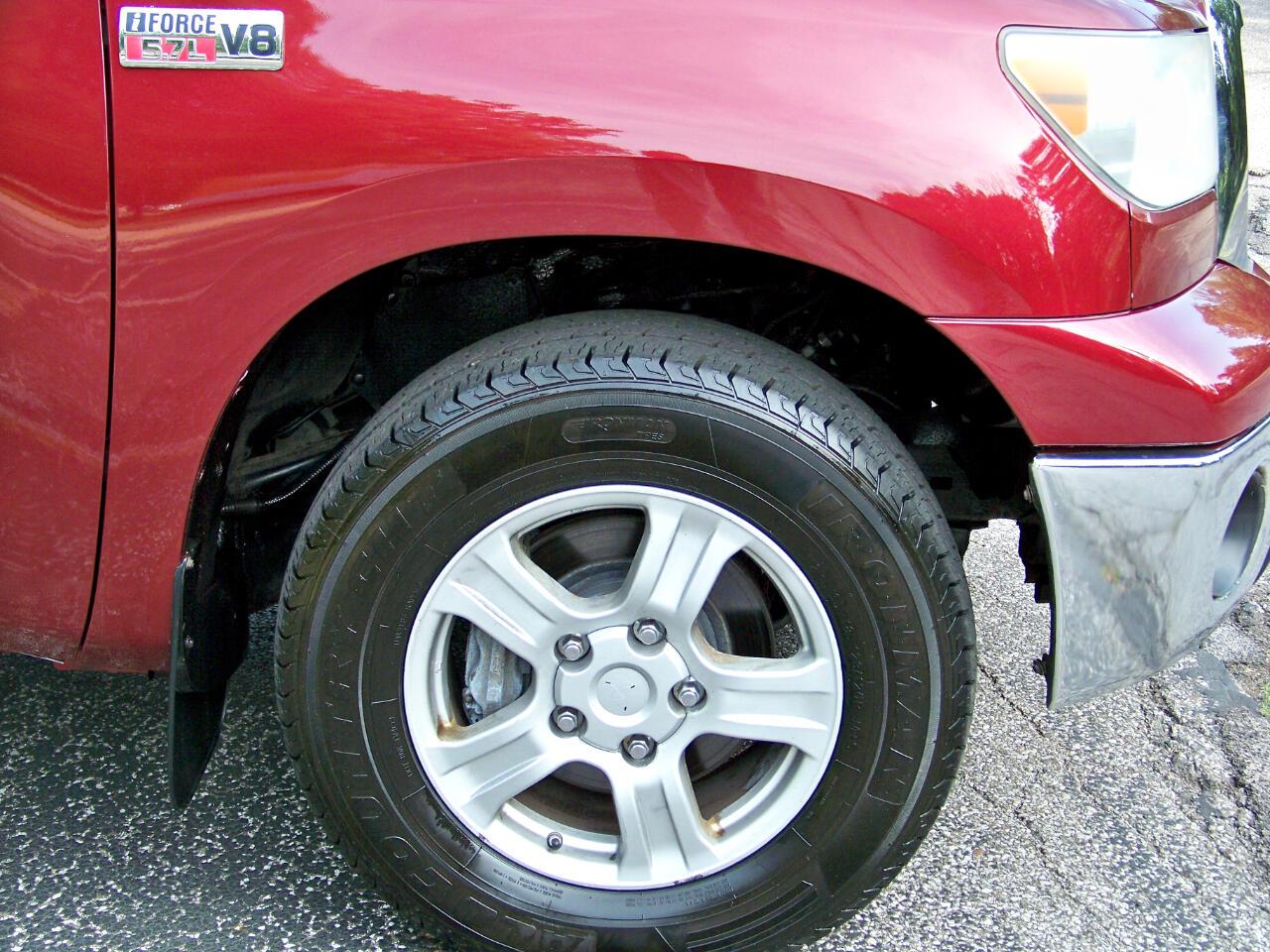 Toyota Tundra Tundra-Grade 5.7L FFV Double Cab 4WD 2010