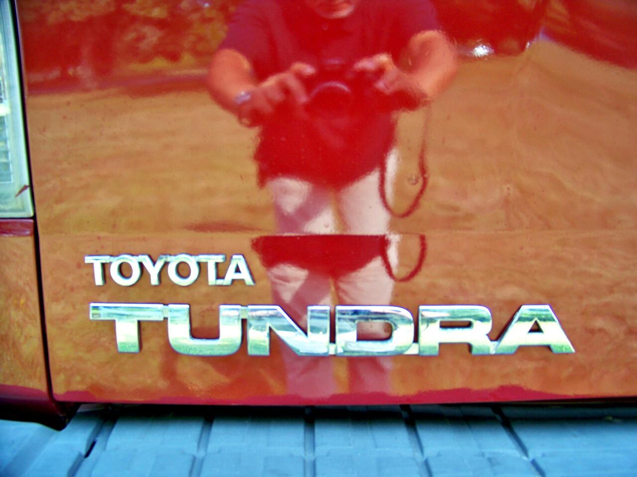 Toyota Tundra Tundra-Grade 5.7L FFV Double Cab 4WD 2010