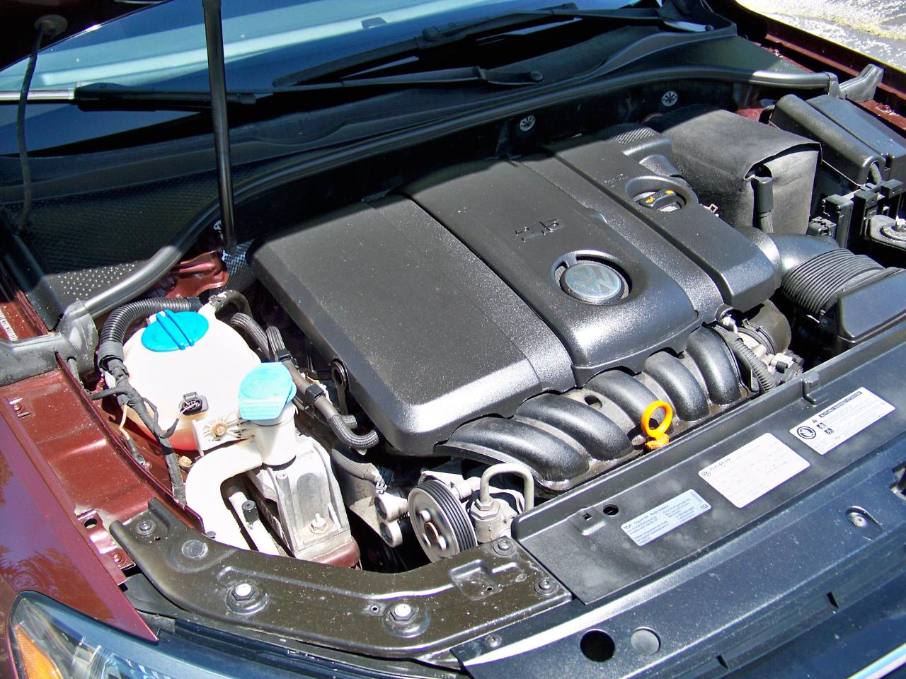 Volkswagen Passat 2.5L S W/Appearance 2013