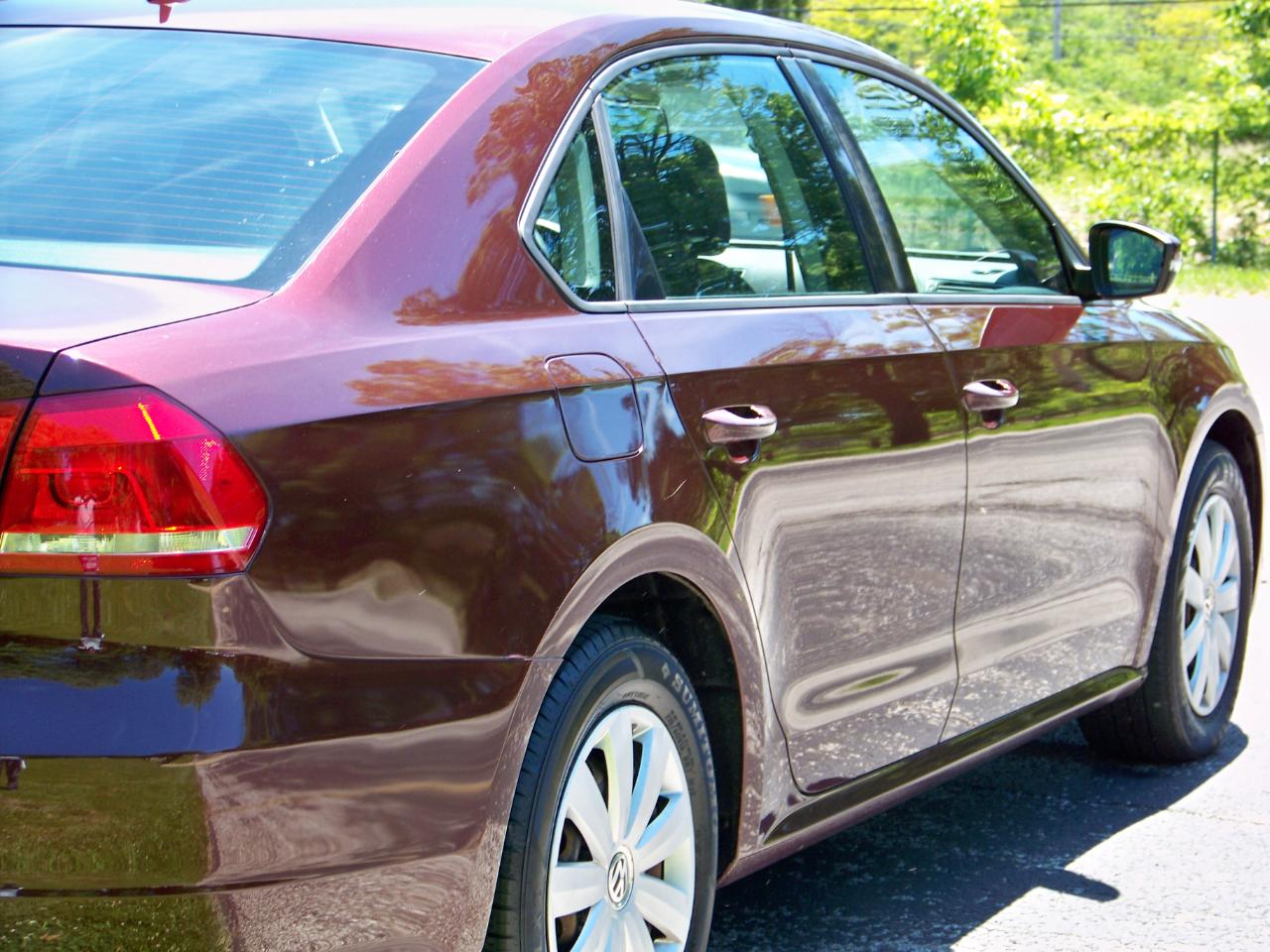 Volkswagen Passat 2.5L S W/Appearance 2013