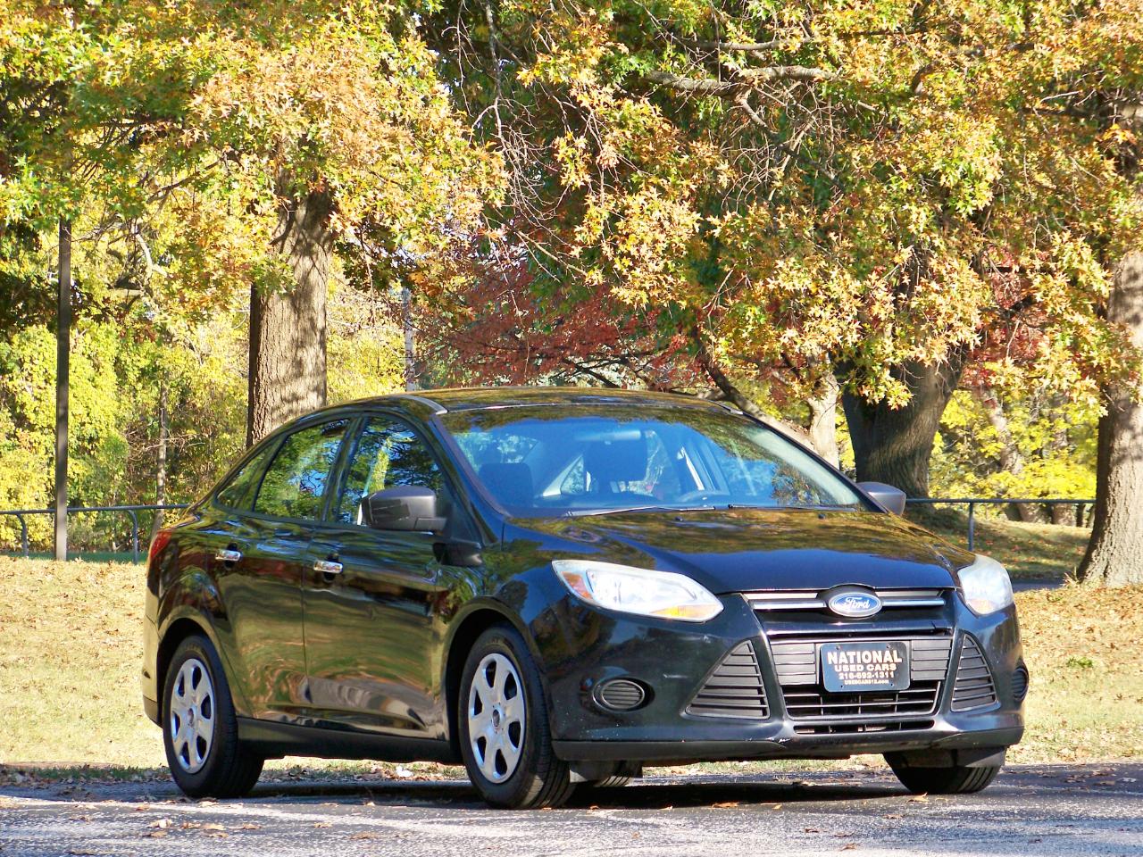 Ford Focus S Sedan 2012