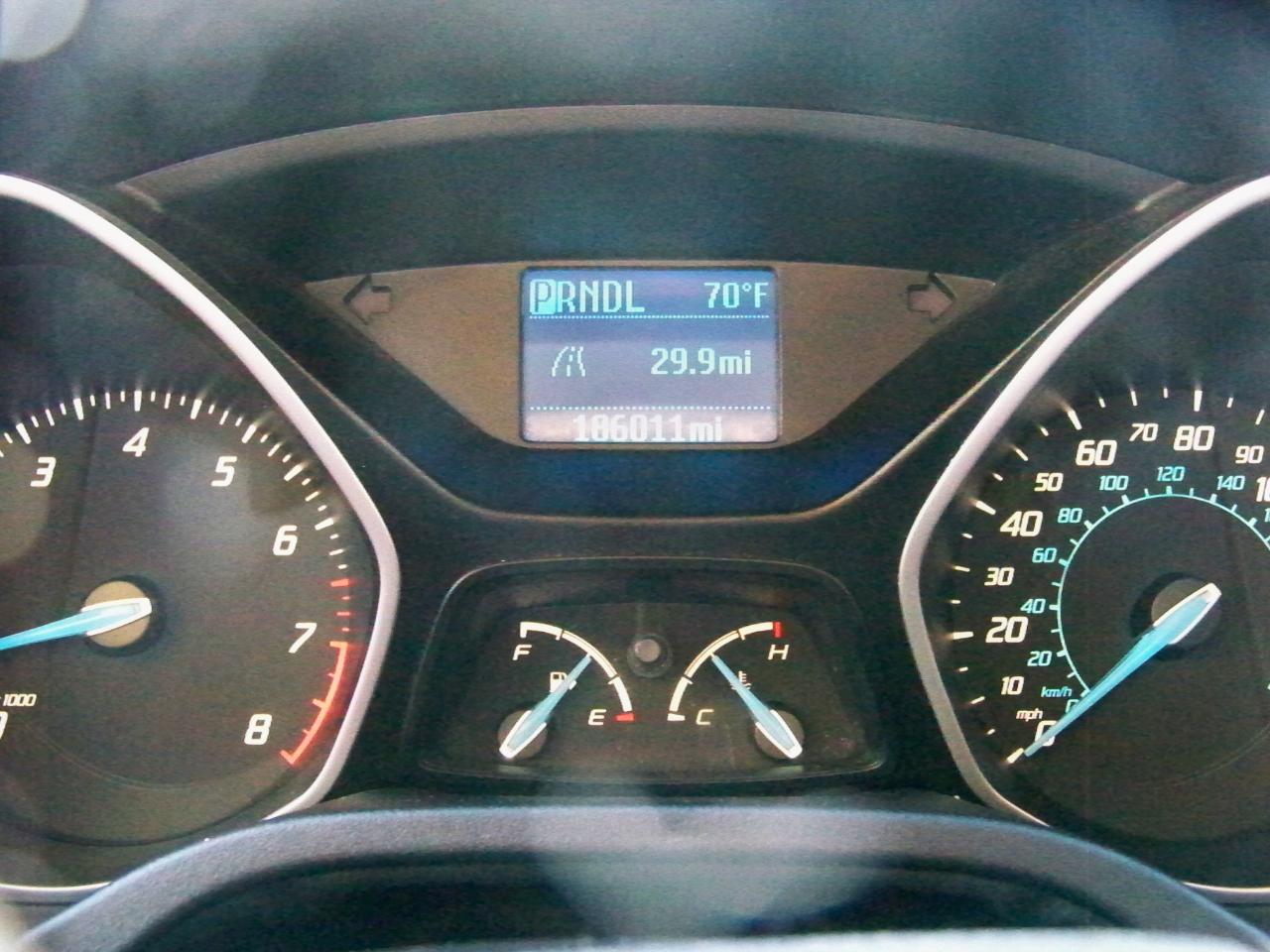 Ford Focus S Sedan 2012